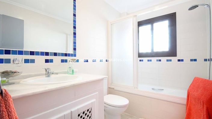 Image No.9-Villa de 2 chambres à vendre à Villamartin