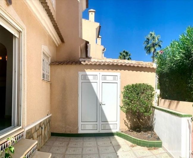 Image No.17-2 Bed Villa for sale