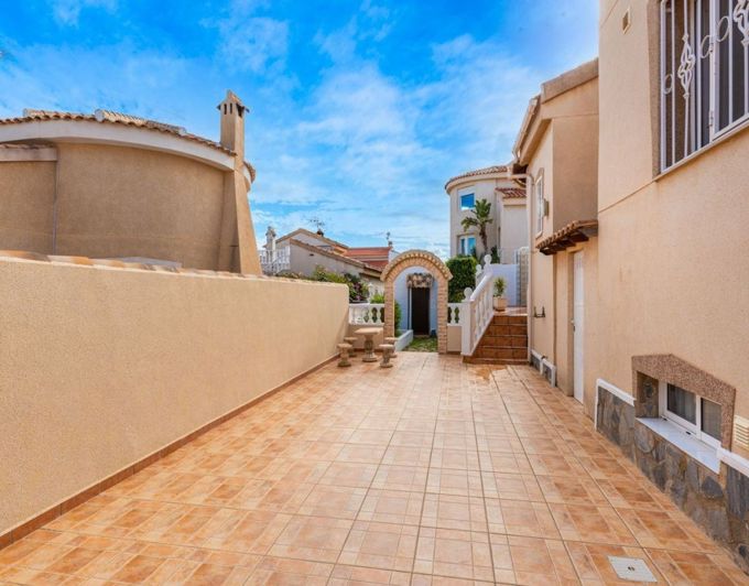 Image No.13-3 Bed Villa for sale