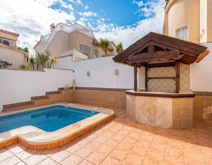 Image No.5-3 Bed Villa for sale