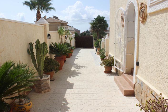 Image No.10-Villa de 4 chambres à vendre à Ciudad Quesada