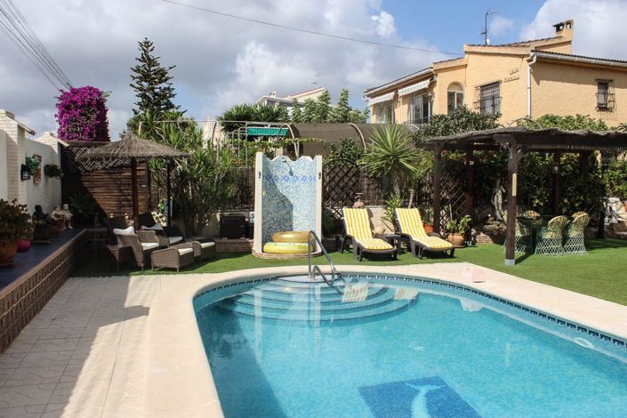 Image No.6-Villa de 4 chambres à vendre à Ciudad Quesada