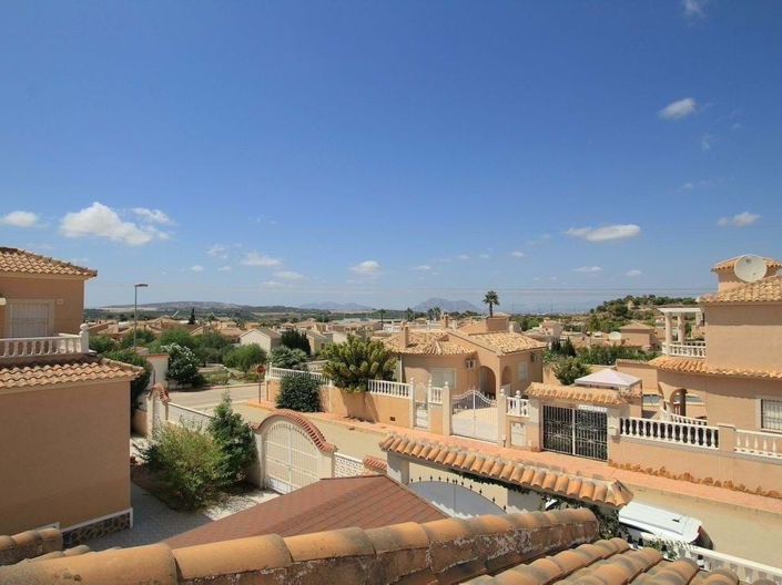 Image No.25-3 Bed Villa for sale