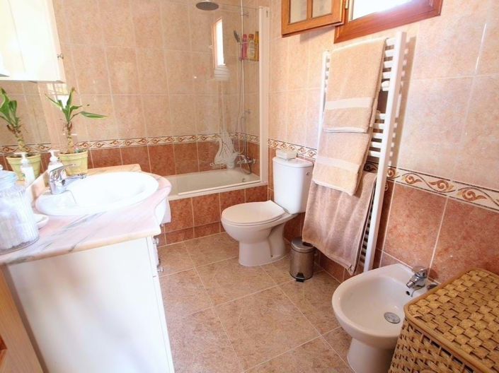 Image No.28-3 Bed Villa for sale