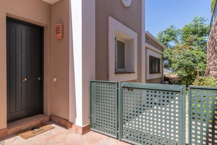 Image No.13-3 Bed Apartment for sale