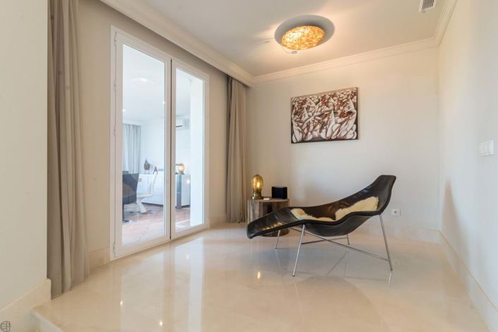 Image No.20-3 Bed Apartment for sale