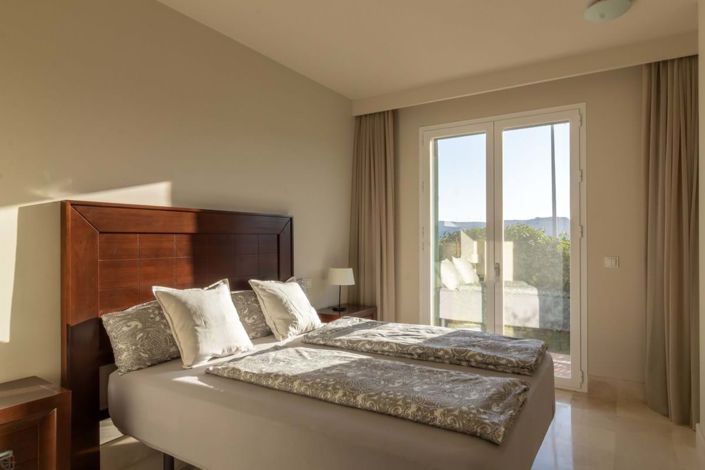 Image No.23-3 Bed Apartment for sale