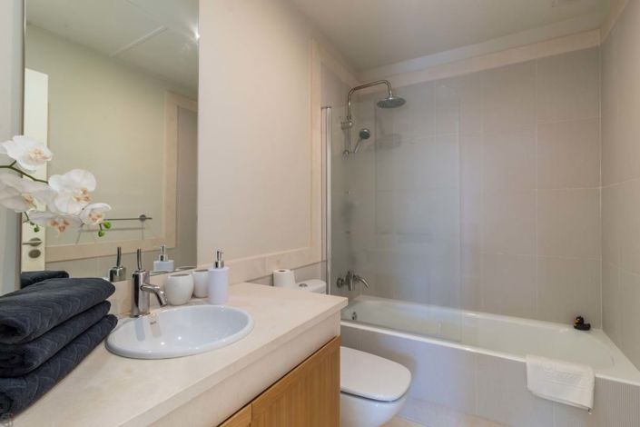 Image No.29-3 Bed Apartment for sale