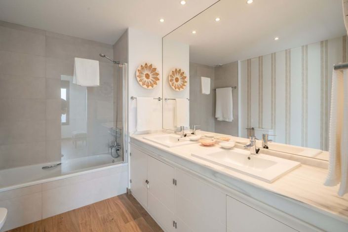 Image No.25-3 Bed Semi-Detached for sale