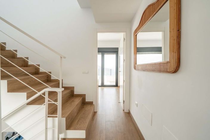 Image No.34-3 Bed Semi-Detached for sale