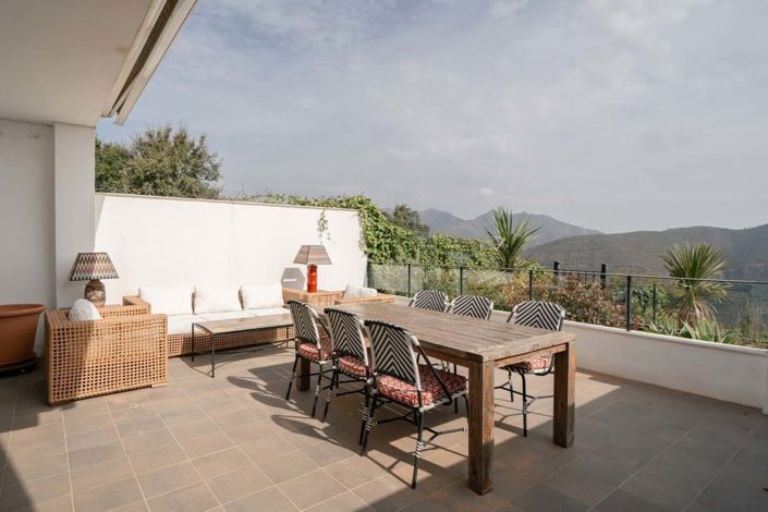 Image No.8-3 Bed Semi-Detached for sale
