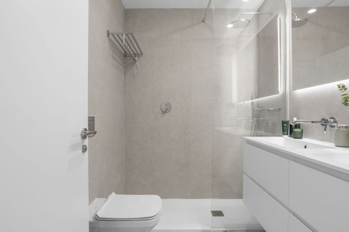 Image No.8-2 Bed Apartment for sale