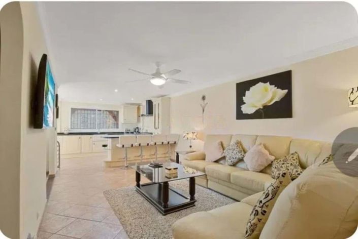 Image No.2-Villa de 4 chambres à vendre à Marbella