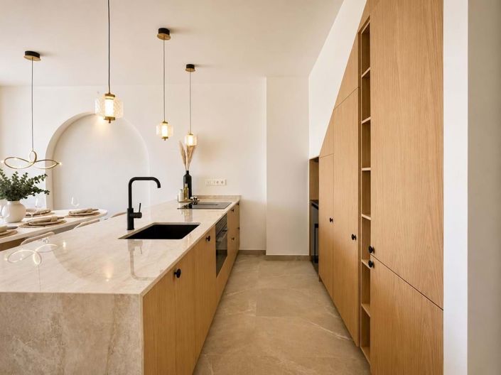 Image No.4-4 Bed Townhouse for sale