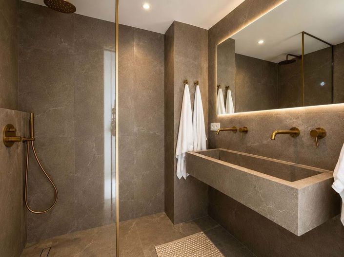 Image No.9-4 Bed Townhouse for sale