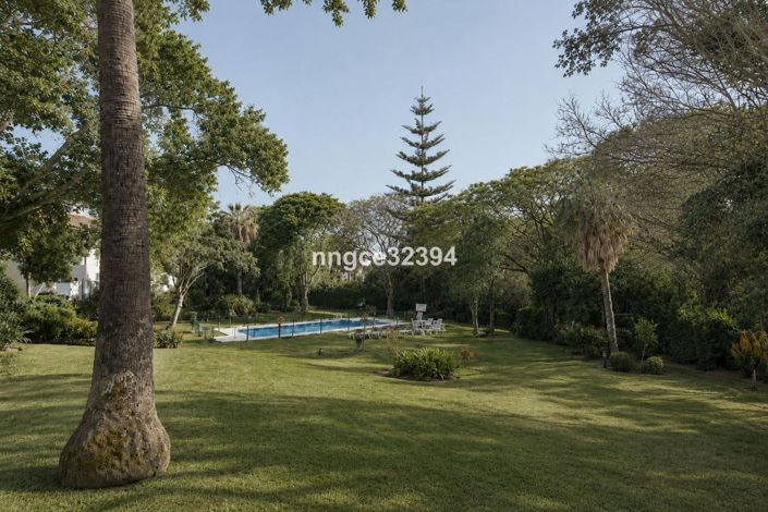 Image No.26-3 Bed Townhouse for sale
