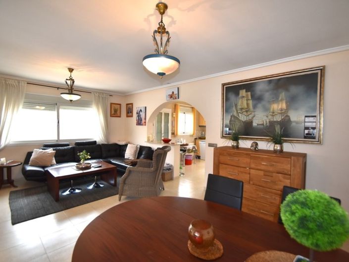 Image No.6-Villa de 4 chambres à vendre à Ciudad Quesada