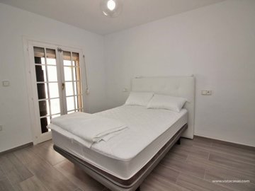 1447-365778-78d1f4f8b6655591b02d22fabb36a692d