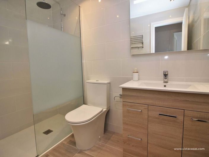 Image No.15-3 Bed Townhouse for sale