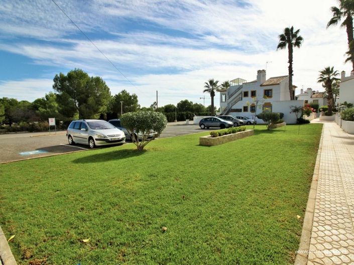 Image No.17-3 Bed Townhouse for sale