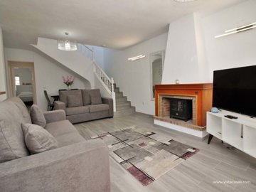 1447-365778-78d1f4f8b6655591b02d22fabb36a692d