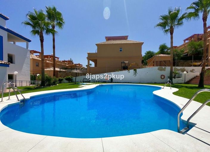 Image No.20-2 Bed Apartment for sale