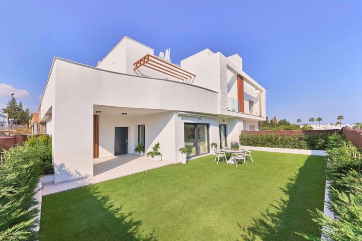 Image No.1-3 Bed Townhouse for sale