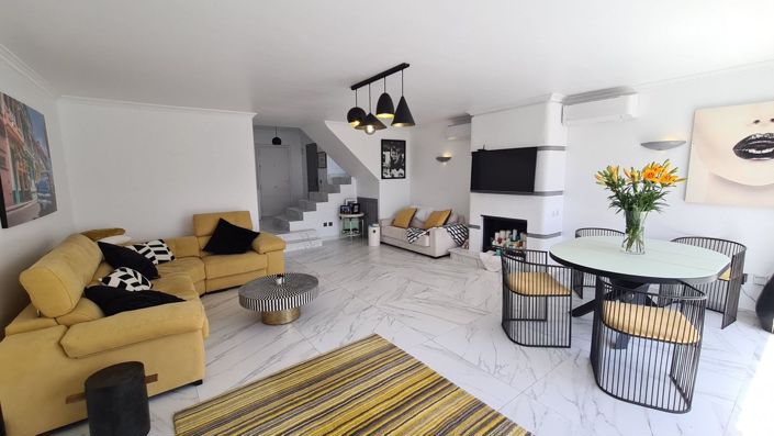 Image No.3-Villa de 3 chambres à vendre à Mijas Costa