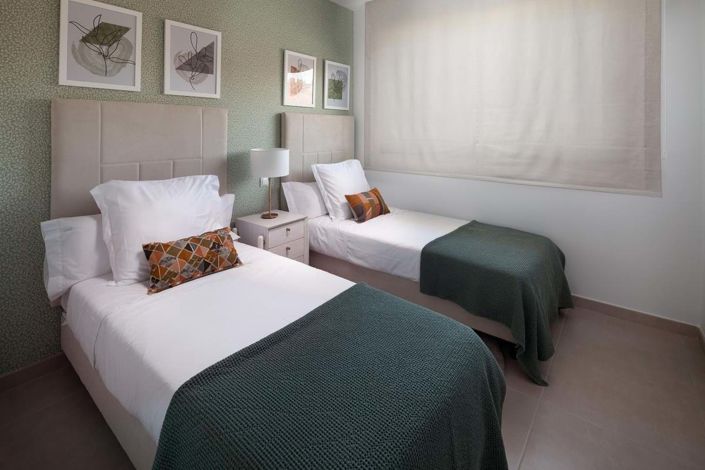 Image No.12-2 Bed Apartment for sale