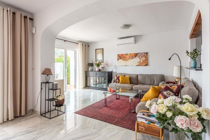 Image No.14-3 Bed Townhouse for sale