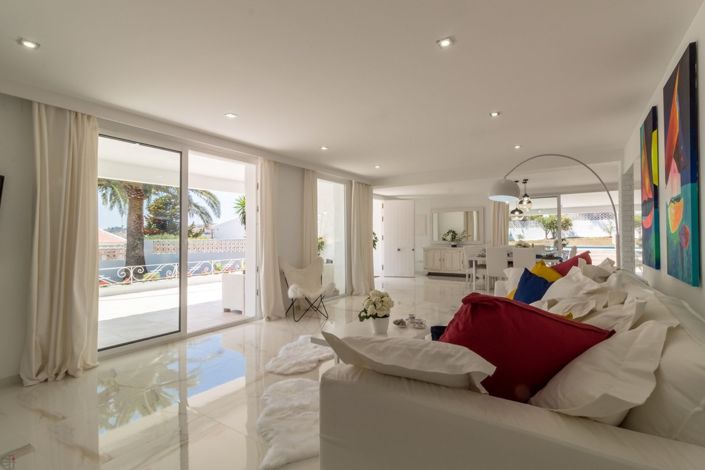 Image No.10-4 Bed Villa for sale