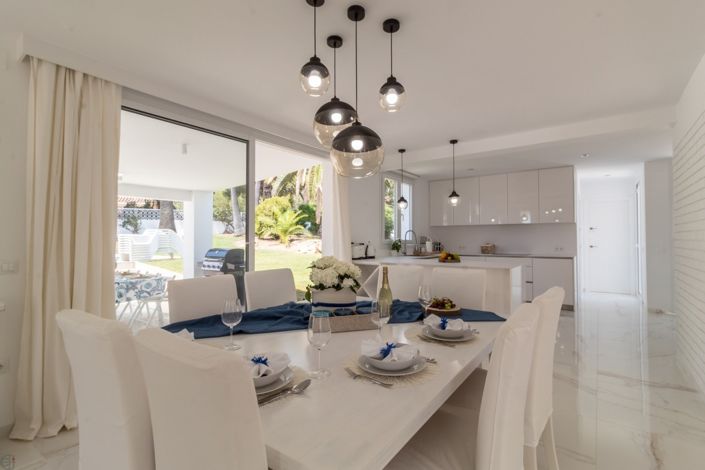 Image No.12-4 Bed Villa for sale