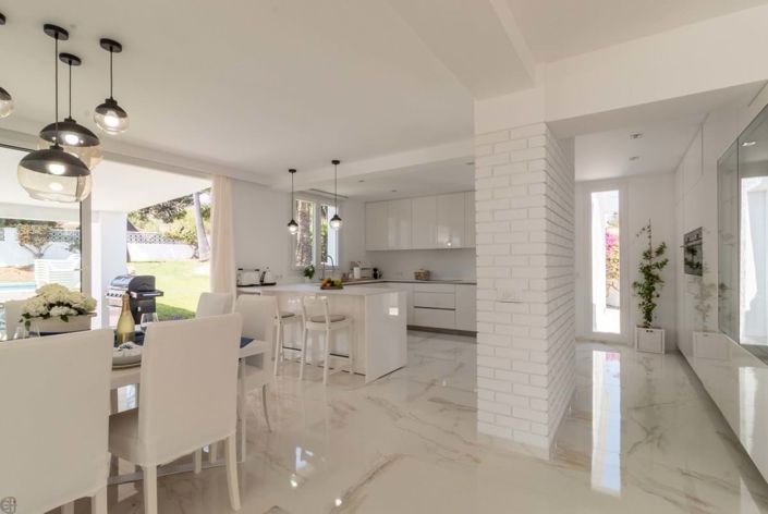 Image No.14-4 Bed Villa for sale