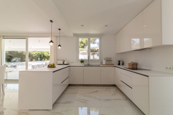 Image No.16-4 Bed Villa for sale