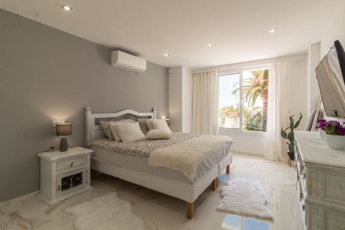 Image No.27-4 Bed Villa for sale