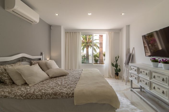 Image No.28-4 Bed Villa for sale