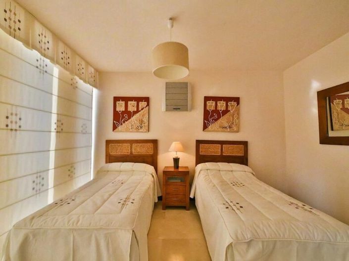 Image No.16-6 Bed Villa for sale