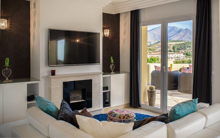 Image No.10-3 Bed Apartment for sale