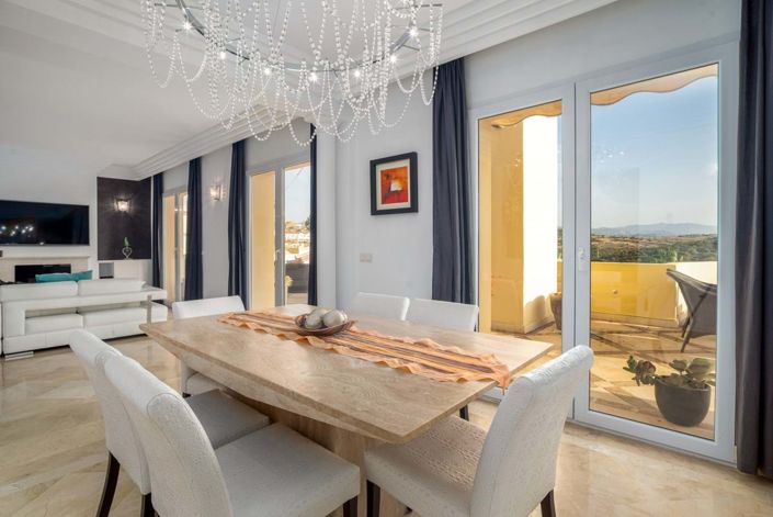 Image No.15-3 Bed Apartment for sale