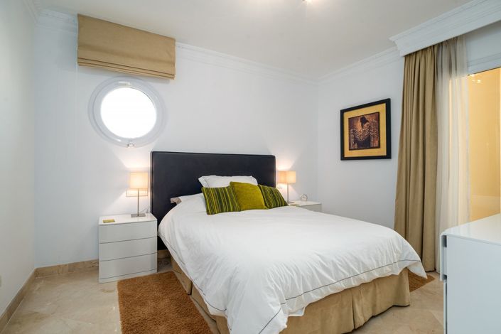 Image No.21-3 Bed Apartment for sale