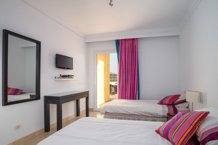 Image No.28-3 Bed Apartment for sale