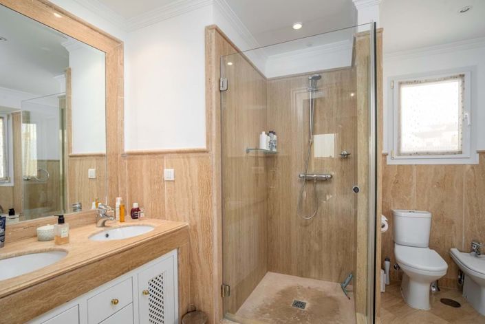 Image No.31-3 Bed Apartment for sale