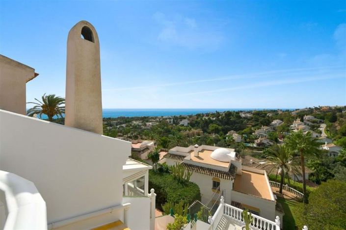 Image No.17-3 Bed Townhouse for sale