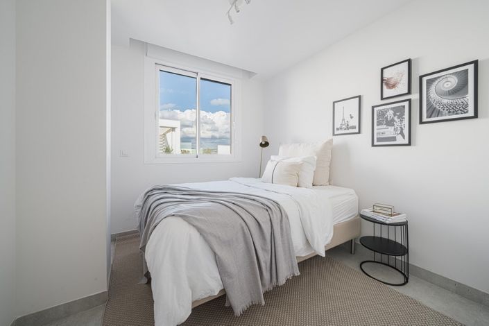 Image No.8-3 Bed Apartment for sale