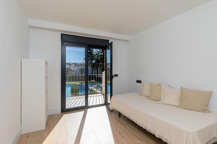 Image No.19-Maison de ville de 4 chambres à vendre à Estepona