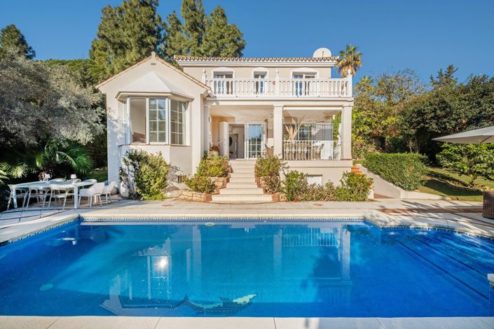 Image No.1-4 Bed Villa for sale