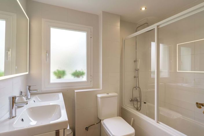 Image No.12-3 Bed Villa for sale