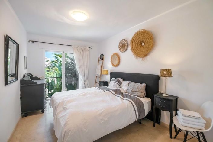 Image No.11-3 Bed Townhouse for sale