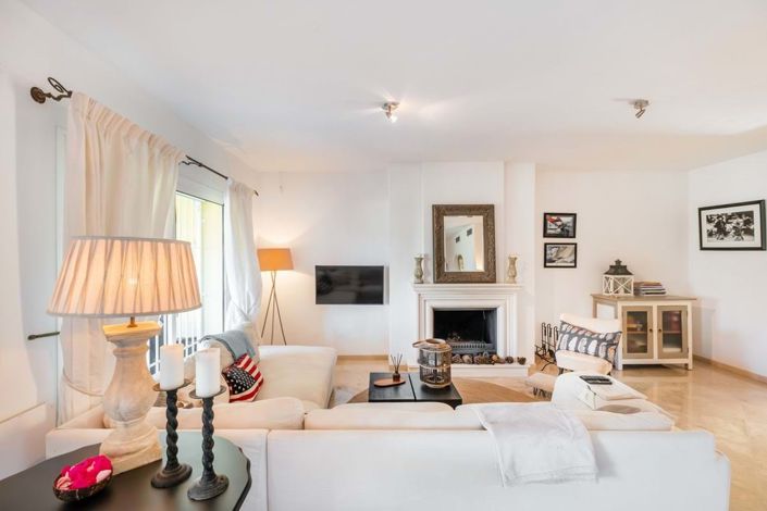 Image No.6-3 Bed Townhouse for sale