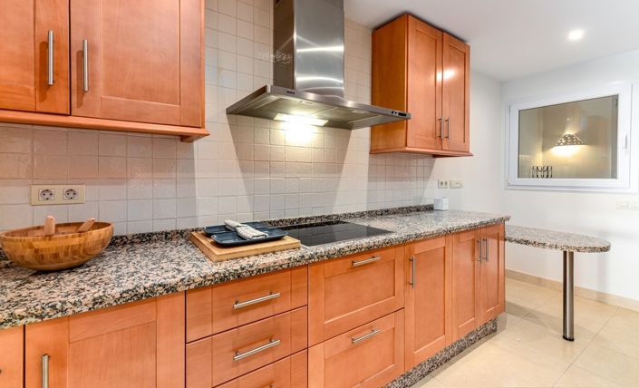 Image No.10-3 Bed Apartment for sale